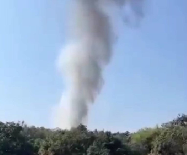 VIDEO Na Tajlandu se srušio vojni avion. Poginula su dva pilota