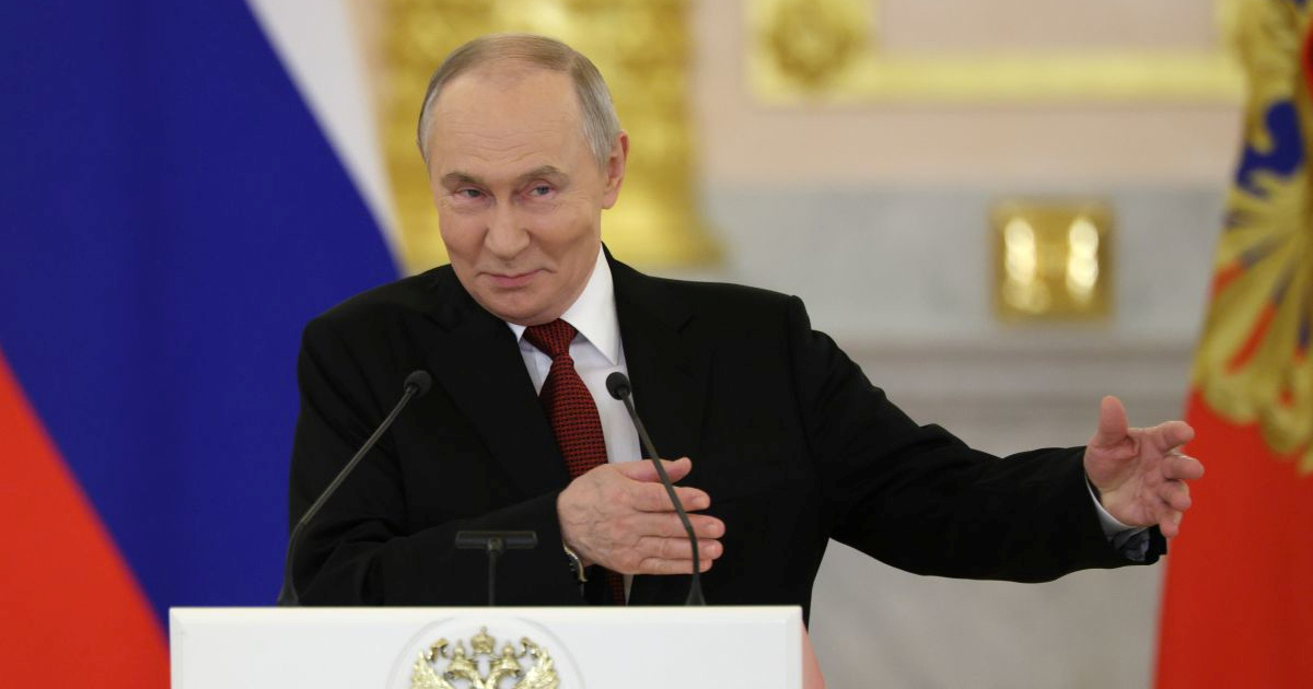 Putin s osmijehom: Situacija na međunarodnoj sceni sve se više pogoršava