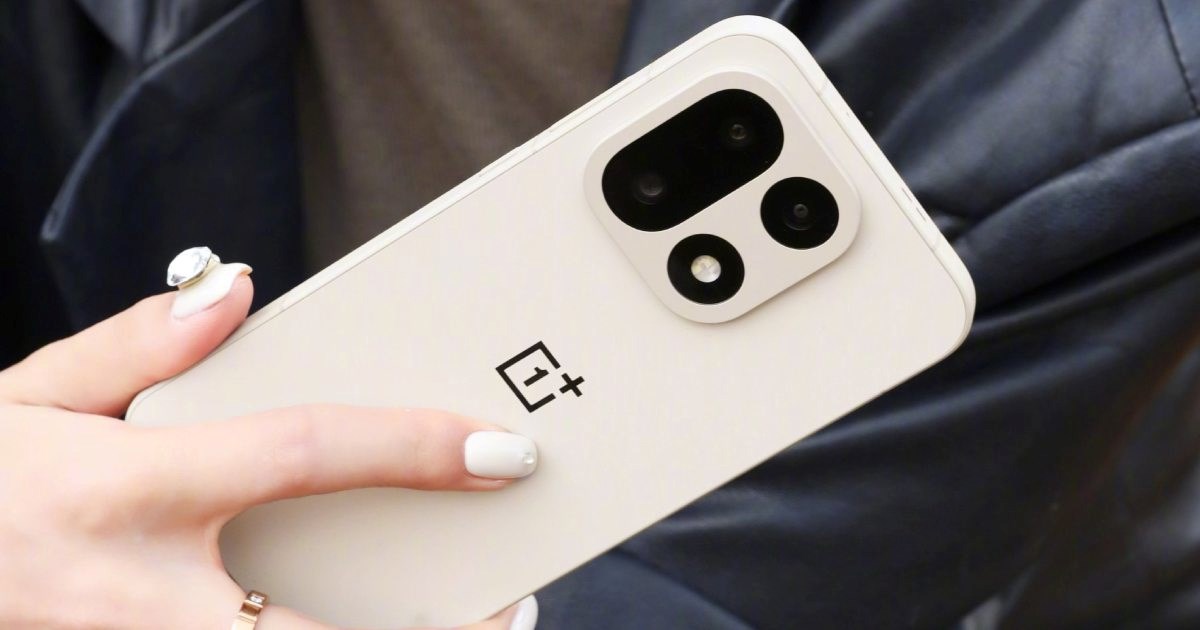 OnePlus 15: Procurile detaljne specifikacije i fotografije uoči predstavljanja