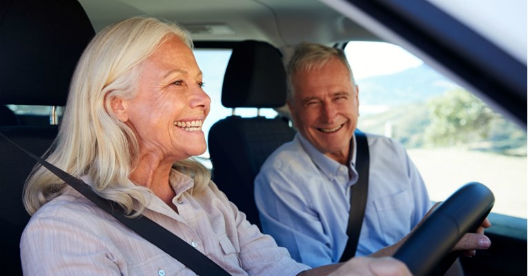 Savjeti starijim vozačima: Ovo su stvari na koje moraju paziti u vožnji