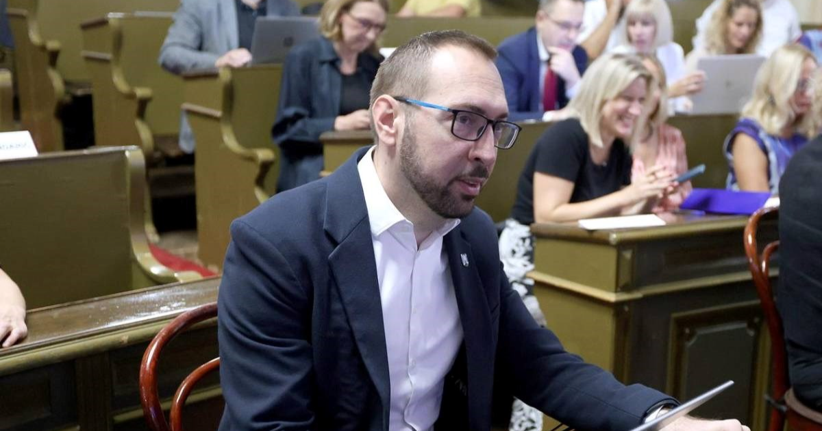 Tomašević HDZ-ovcu: Za svoja parkirna mjesta 10 godina niste platili ni euro