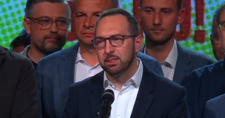 VIDEO Tomašević: Nikakva podmetanja, zastrašivanja i prijetnje me neće zaustaviti