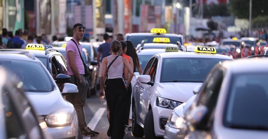 Prosječna neto plaća taksista 2022. bila 2978 kuna