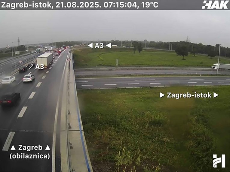 Ceste su skliske, nesreće usporavaju promet