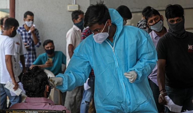 U Indiji novi rekordan broj zaraza, u jednom danu ih zabilježeno preko 200 tisuća