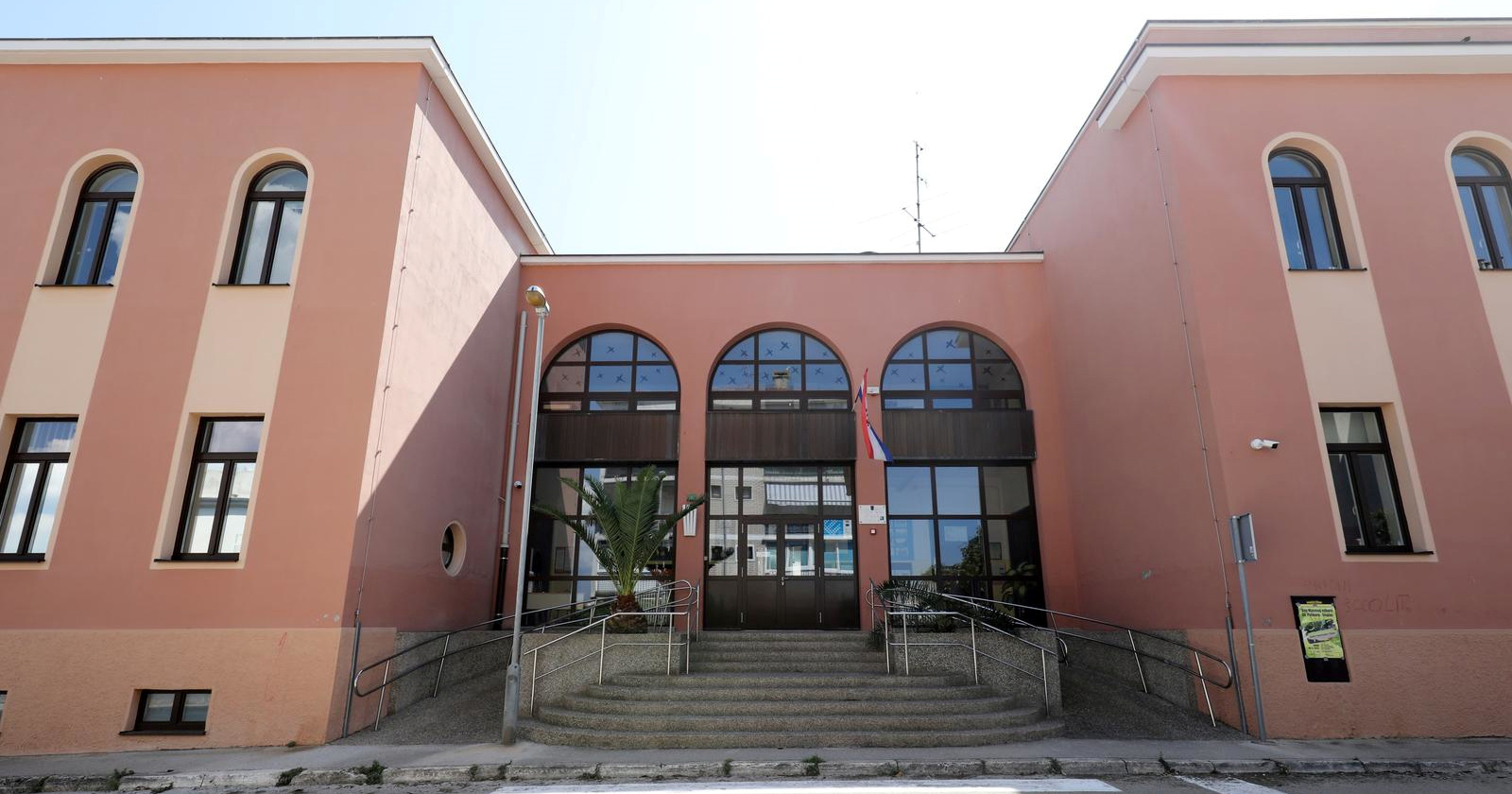 U pulskim osnovnim školama 512 prvašića