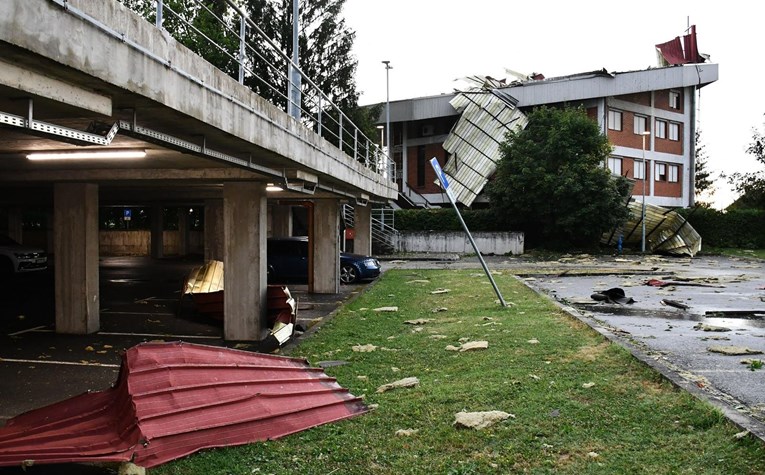 Objavljene štete u Slavoniji, stradalo puno škola: "Prizori su zastrašujući"