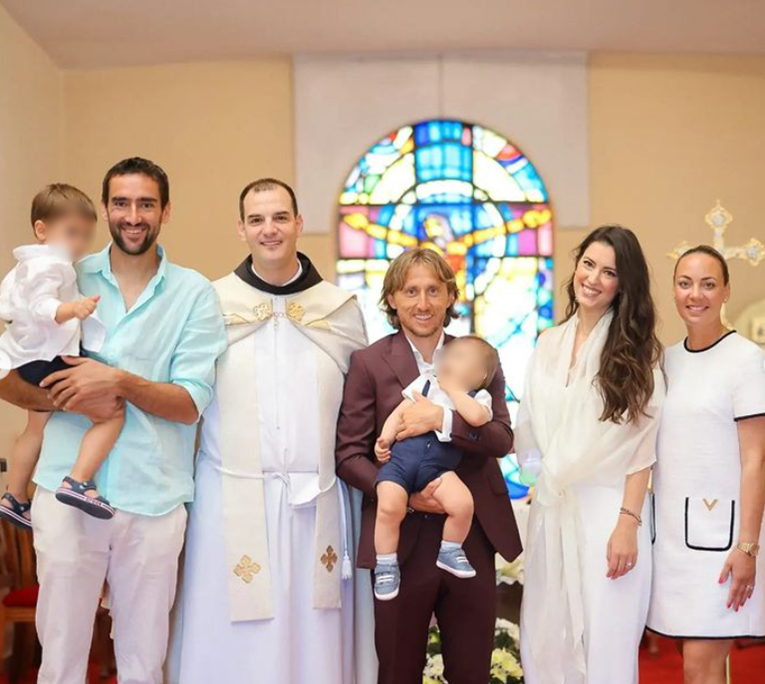 Marin i Kristina Čilić krstili sina Vita, Luka Modrić je kum dječaku
