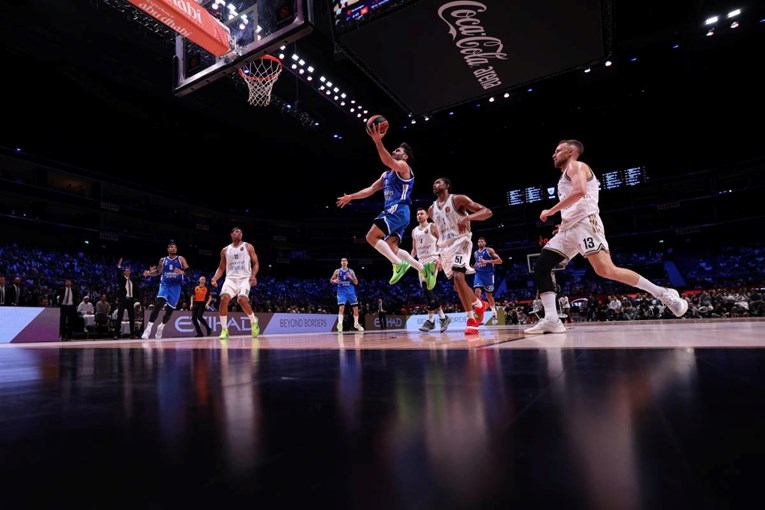 Iranski napad na Abu Dhabi prekinuo turnir Eurolige. Košarkaši evakuirani