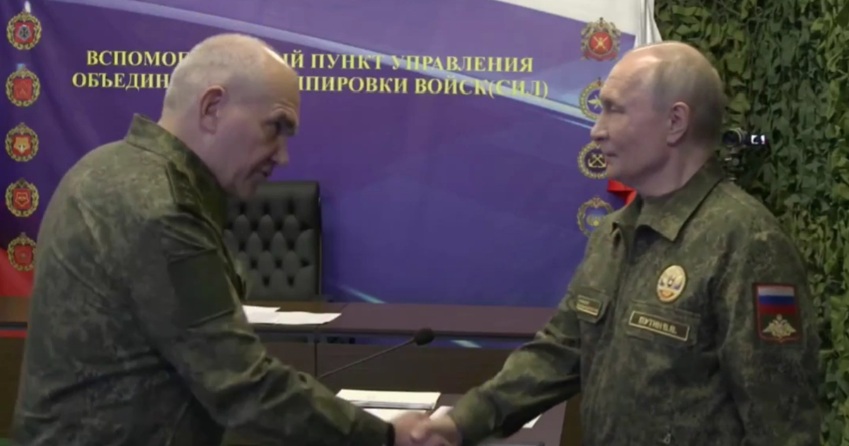 Putin u uniformi: Gradimo sigurnosnu zonu