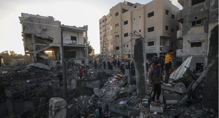 Izrael nastavio žestoko bombardirati Gazu. UN: Na sjeveru je potpuni kaos