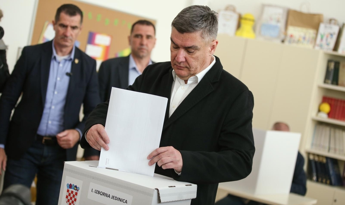 ANKETA Ustavni sud zabranio Milanoviću da bude mandatar. Slažete li se s odlukom?