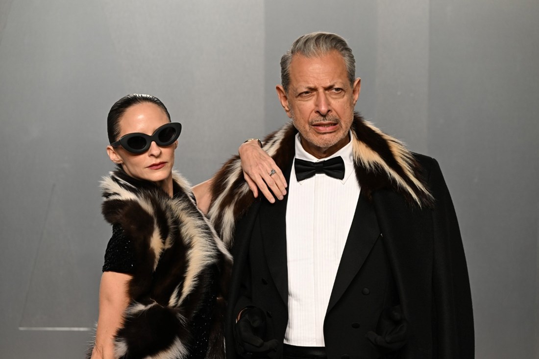 Svi su gledali suprugu Jeffa Goldbluma na zabavi nakon Oscara, jasno je zašto