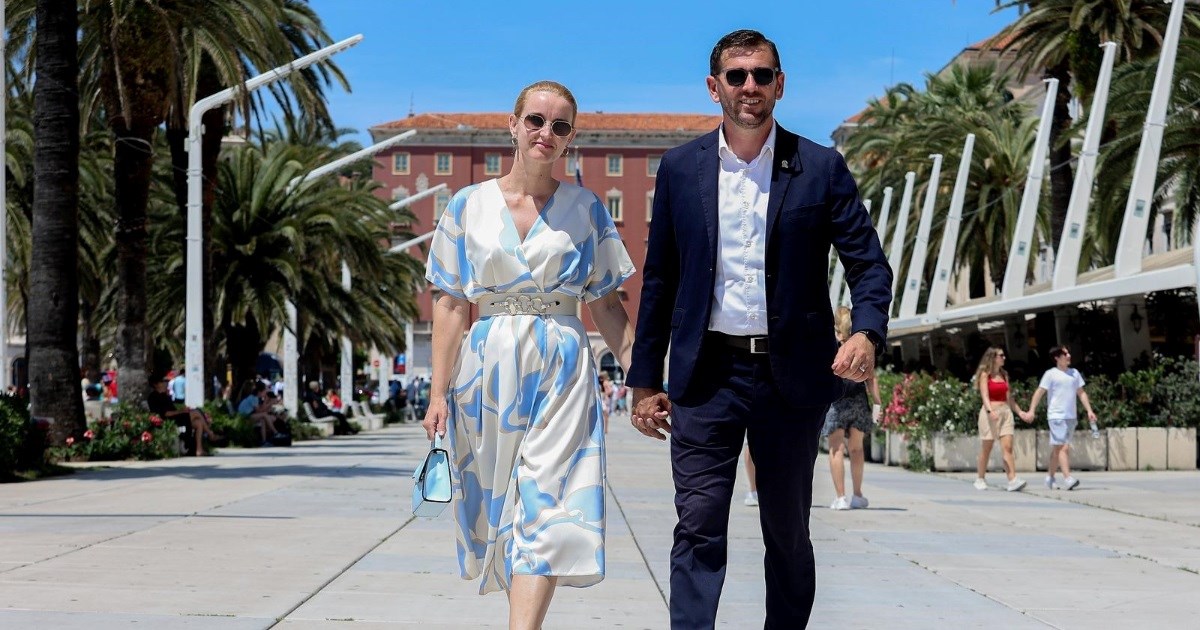 FOTO Novi gradonačelnik Splita prošetao rivom sa suprugom