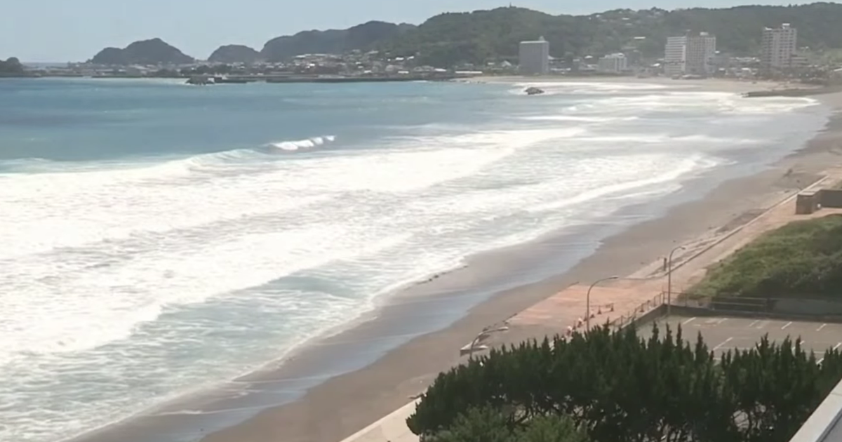 Japan: Tsunami bi se mogao poklopiti s plimom. Ne napuštajte skloništa