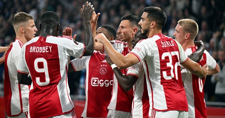 Ajax s novim trenerom pobijedio prvi put u više od dva mjeseca
