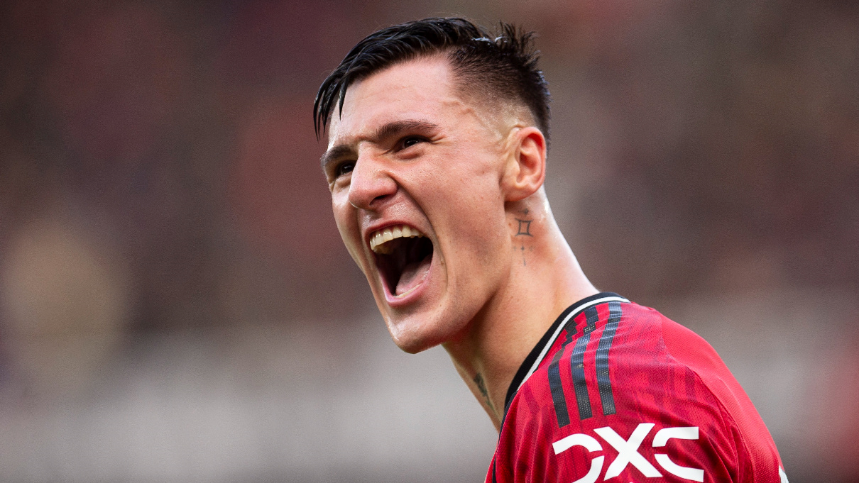 Legende žestoko kritiziraju Slovenca. Smatraju ga promašajem od 84 milijuna eura