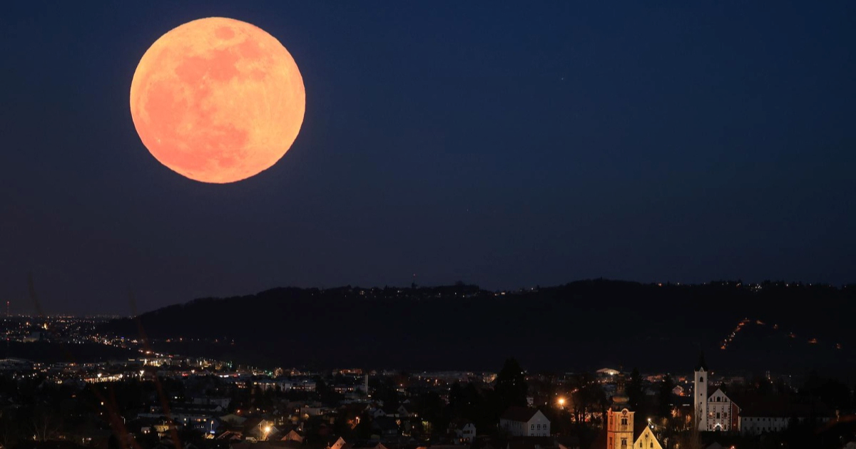 Propustili ste "krvavi Mjesec"? Ne brinite, stižu dva nova nebeska spektakla