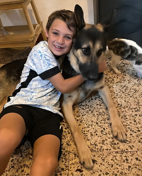 Britanski dječak (13) ubijen u Portugalu. Nasmrt ga izbo bivši dečko majke