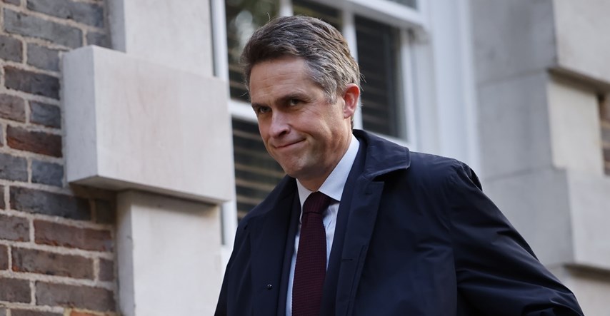 Britanski ministar dao ostavku nakon optužbi za maltretiranje kolega