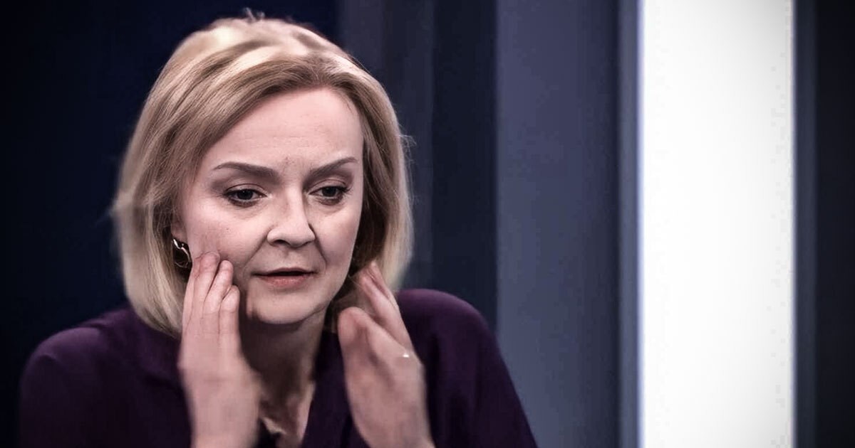 VIDEO Prekinuta debata kandidata za premijera Britanije, voditeljica pala u nesvijest