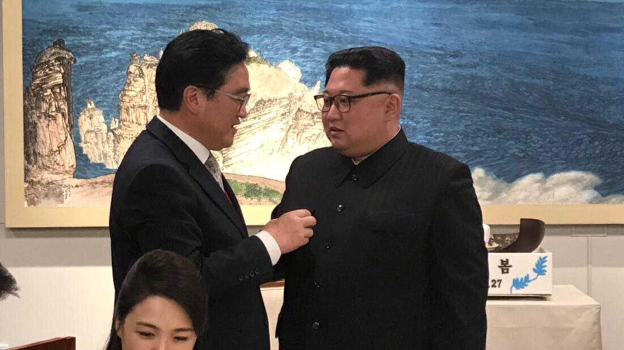 Kim Jong-un rukovao se s predsjednikom južnokorejskog parlamenta