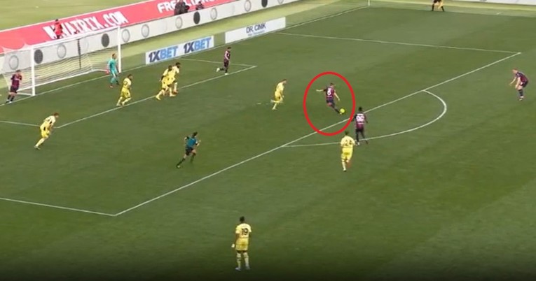 Pogledajte kako je suigrač Mori ukrao gol nakon maestralnog lažnjaka Hrvata