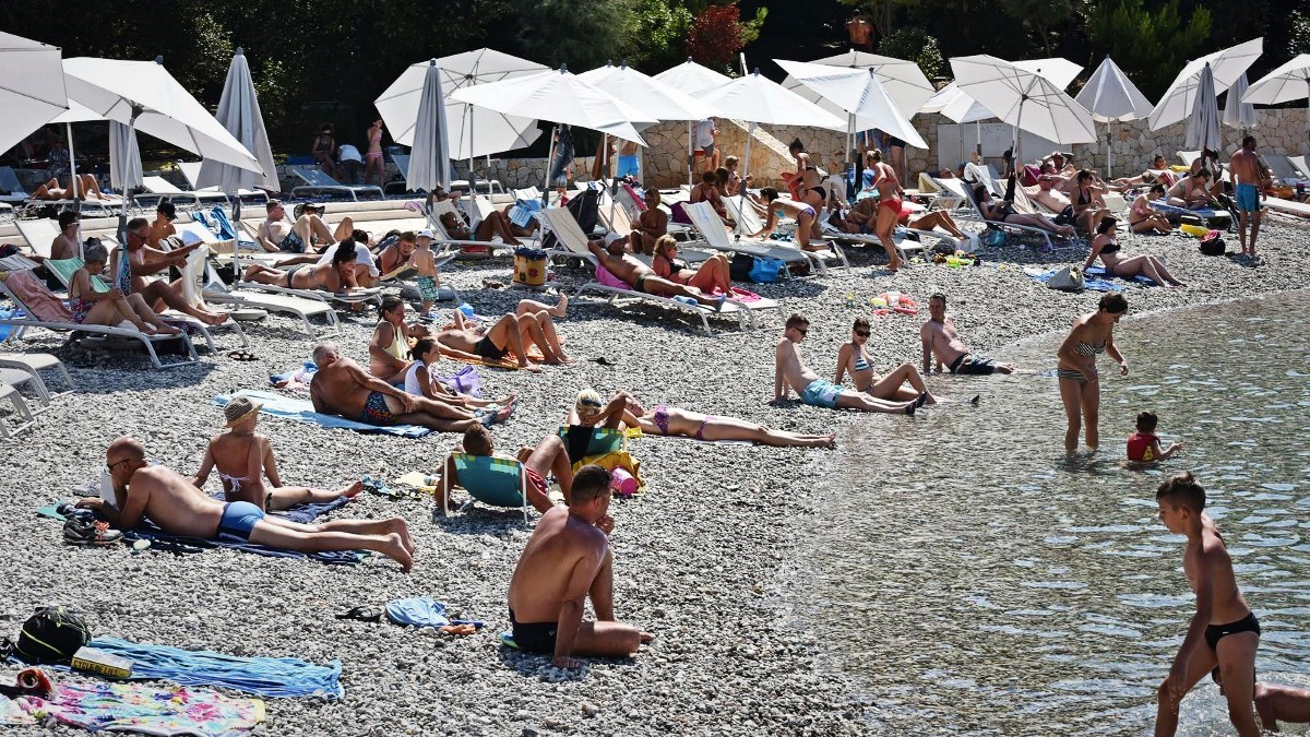 Talijan u kampu u Rovinju mobitelom snimao golu djecu