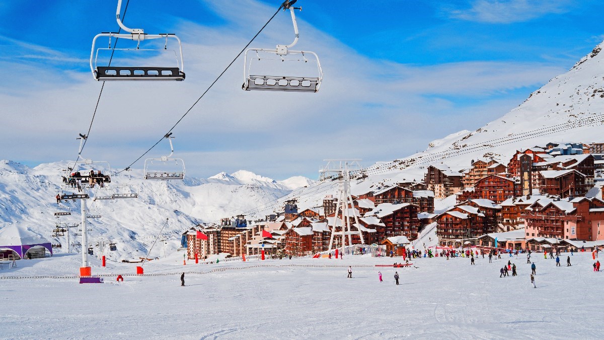 Menadžer na skijanju za vrijeme bolovanja. Banka ga pratila detektivom i dala otkaz