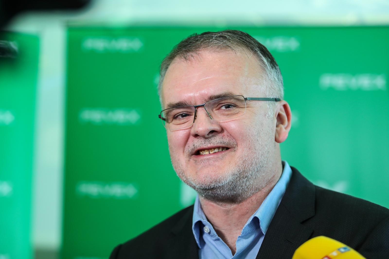 Šef Pevexa vladi: Dozvolite svim tvrtkama koje mogu raditi, da rade