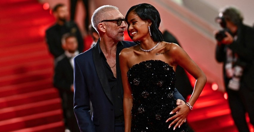 Slavni glumac (57) i njegova 29 godina mlađa djevojka privukli pozornost u Cannesu