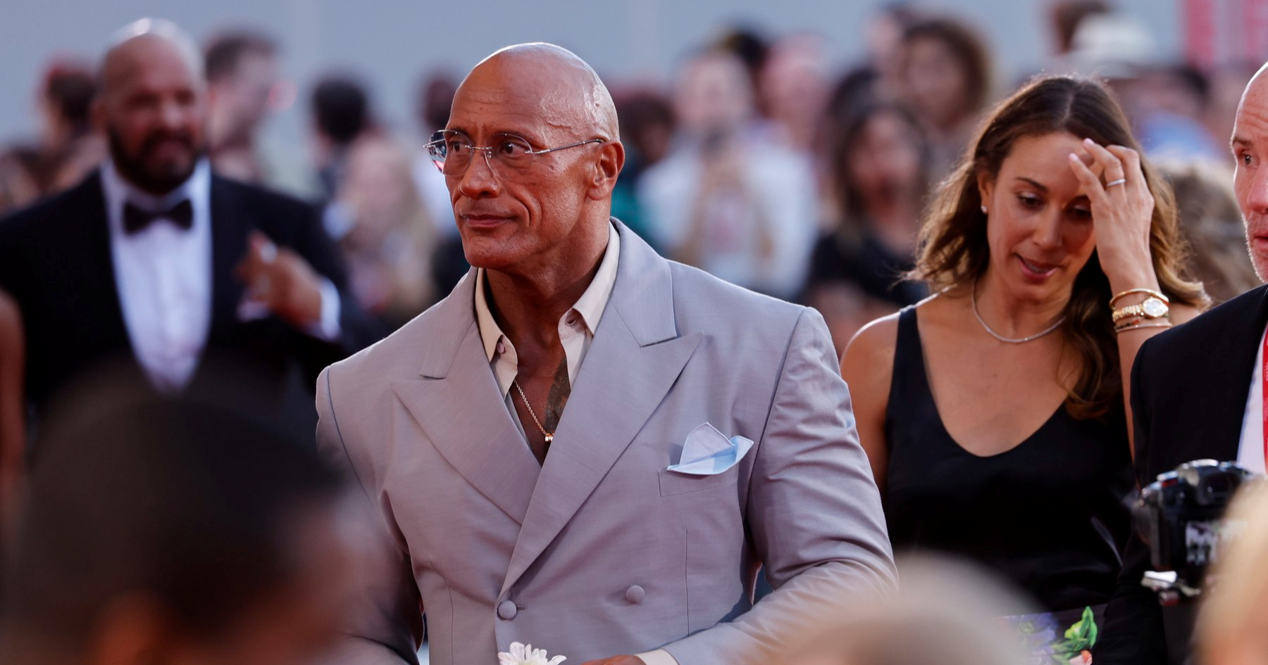 The Rock se rasplakao nakon 15-minutnih ovacija u Veneciji