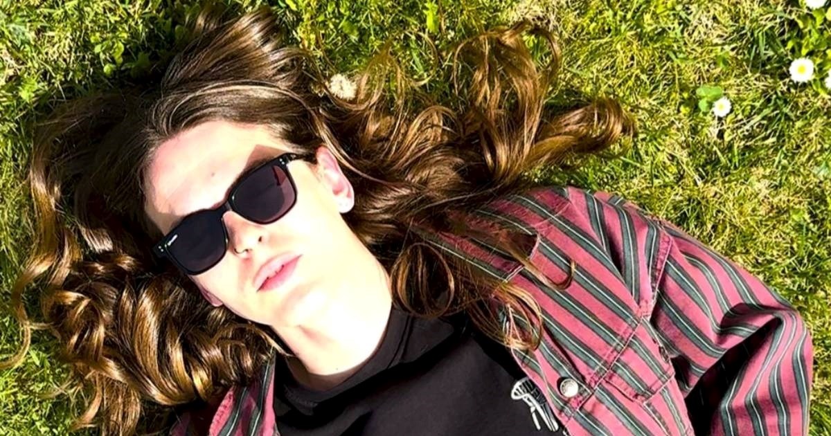 VIDEO Zbog duge kose misle da je žena, a on poručuje: "Volim se ovakav kakav jesam"