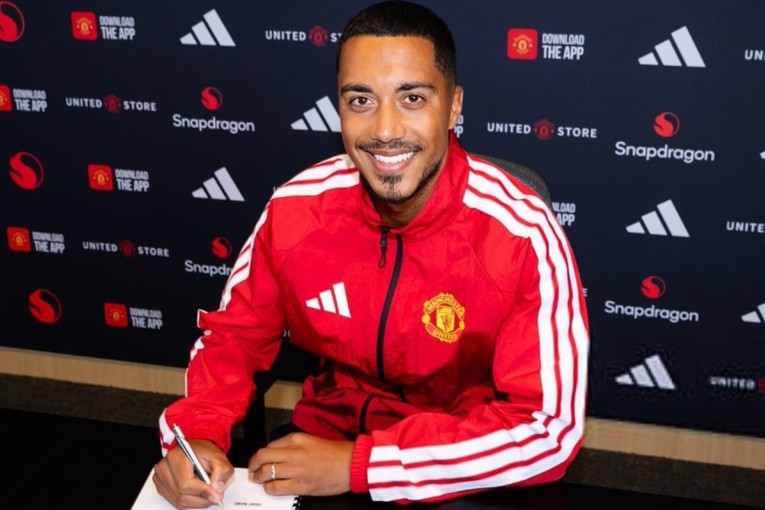 United potpisao kapetana Belgije