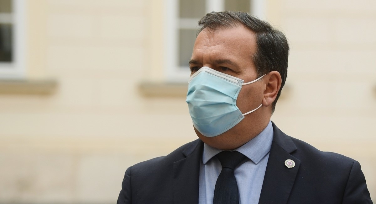 Beroš: Trendovi ukazuju na pad broja novozaraženih, ali nema opuštanja
