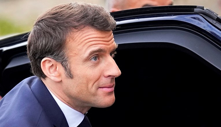 Macron pod sve većim pritiskom nakon nasilnih prosvjeda zbog mirovinske reforme