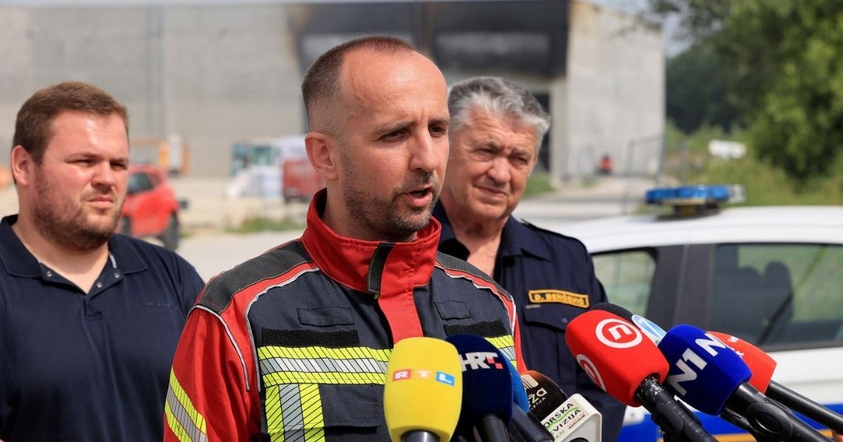 Više nema otvorenog plamena u Zaprešiću. "Gašenje još uvijek nije gotovo"