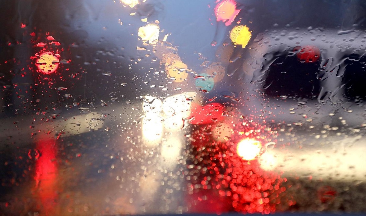 Čeka nas puno kiše i grmljavine, a onda i jaka bura. Pazite, ceste su skliske