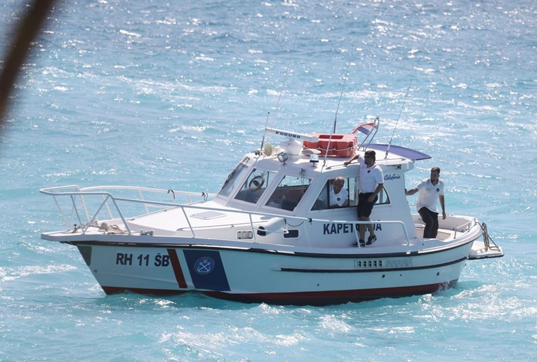 Brod se nasukao kod otoka Žirja, peteročlana posada spašena