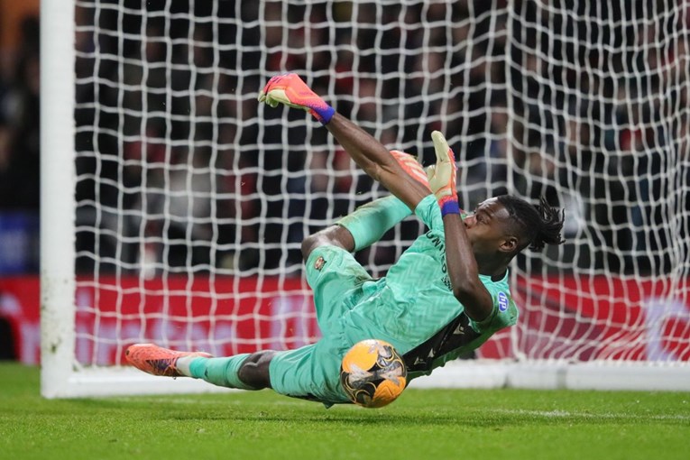 Golman kluba holivudske zvijezde obranio je penal za senzaciju. Slijedio je delirij