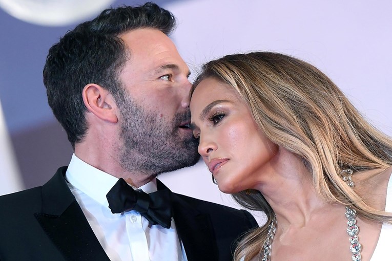 Bennifer 3.0? Jennifer Lopez i Ben Affleck zajedno kupovali božićne darove
