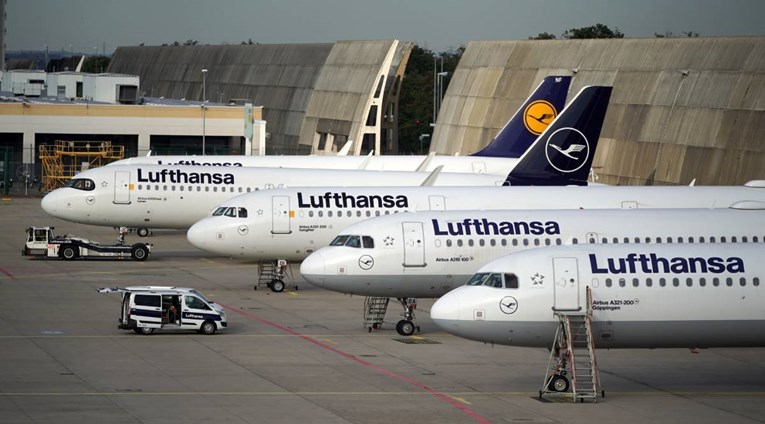 Lufthansa nedavno skoro bankrotirala, sada želi šefovima dati milijunske bonuse 