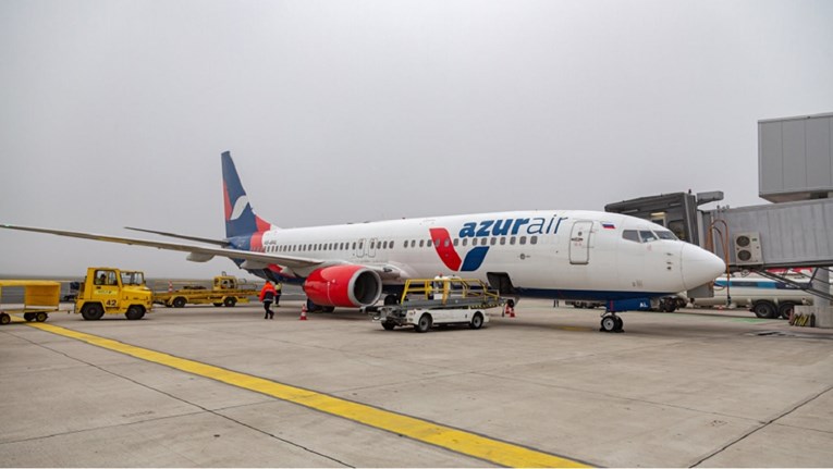 Rusi masovno stižu na cijepljenje, napunili su avione prema Zagrebu