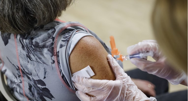 WHO: Stope cijepljenja protiv korone i gripe su nevjerojatno niske