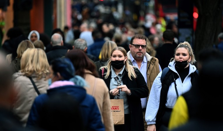 Britanija opet ima rekordan broj novozaraženih