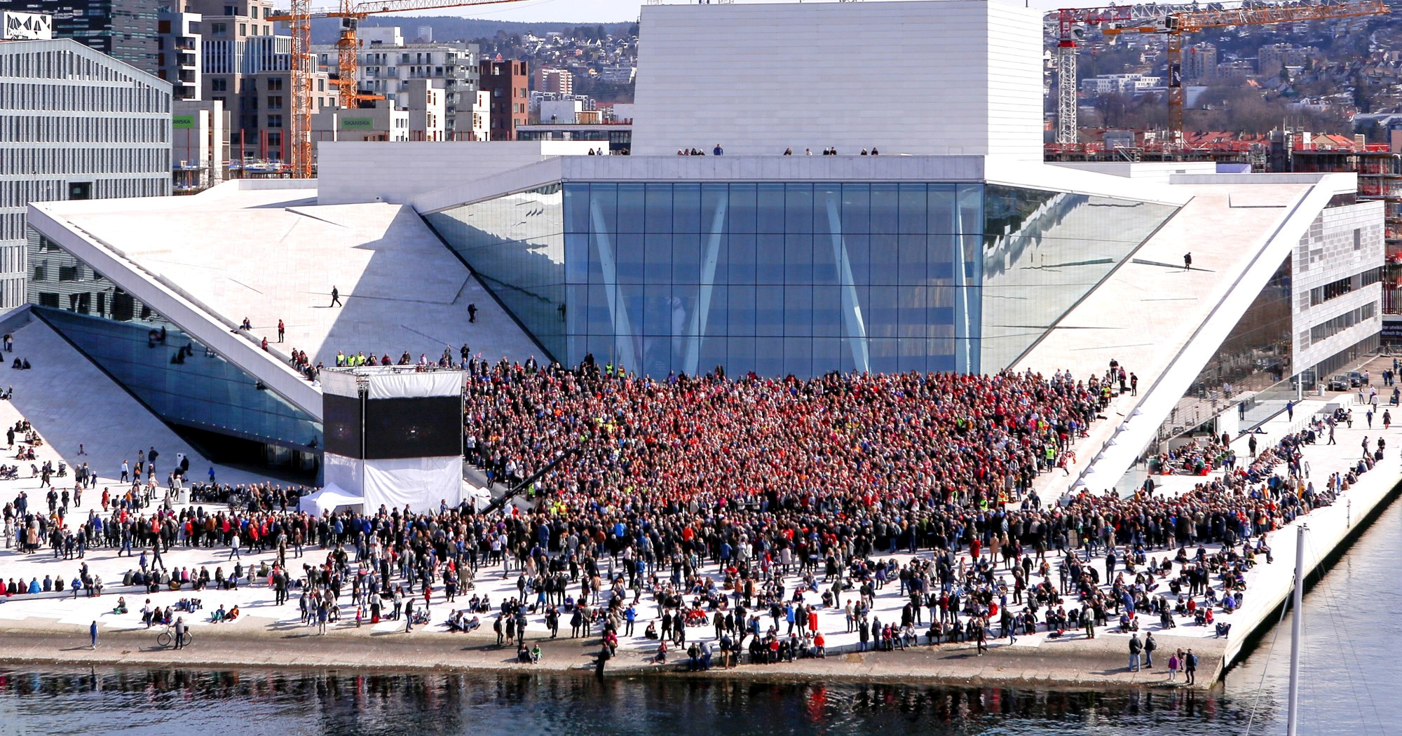 Je li Norveška zahvaljujući naftnom fondu postala previše bogata na vlastitu štetu?