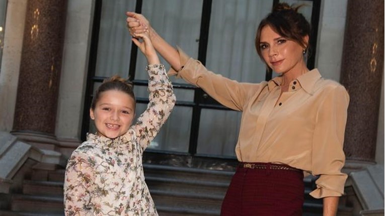 Fanovi napali Victoriju Beckham zbog fotki njene kćeri: "Ovo nije zdravo"