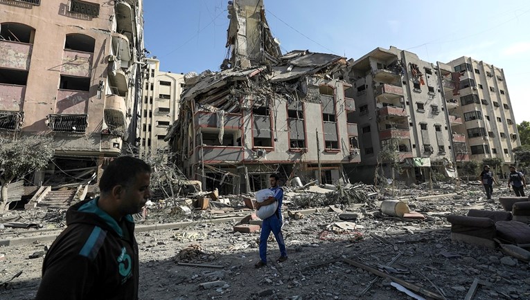 Hamasovo ministarstvo: Broj mrtvih u Gazi premašio 8300