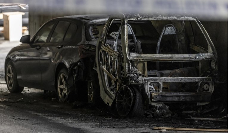 VIDEO U Splitu izgorio auto pjevača, policija objavila uzrok požara