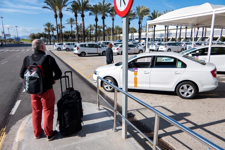 Četiri hrvatska turista zaražena koronom na Mallorci